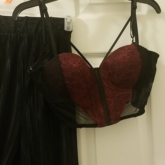 2 piece - Picture 2 of 5